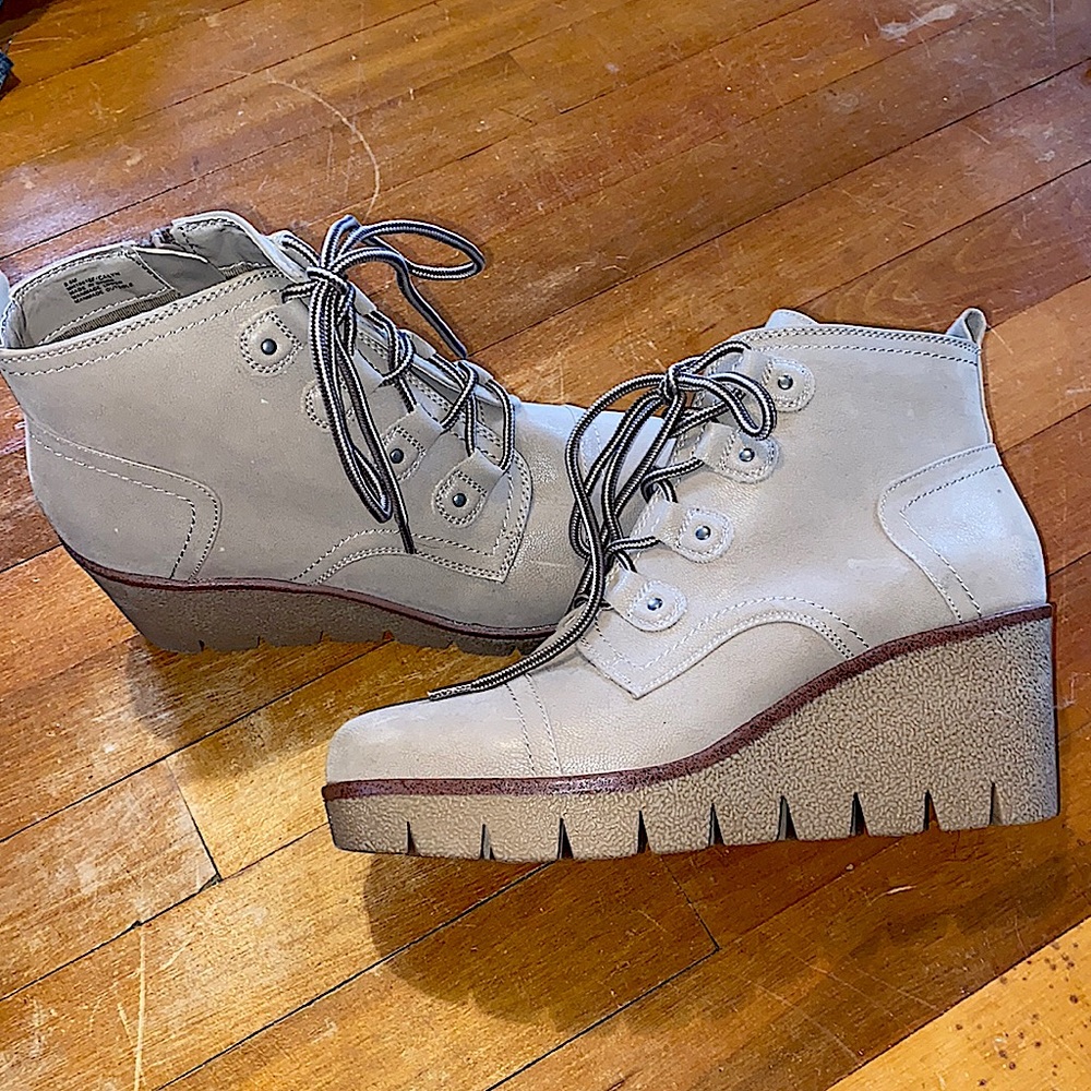 Brand new heel booties